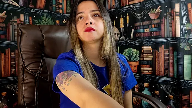 julietta   jackson online show from September 13, 2025, 7:58 pm