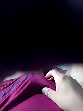 Snapshot of rayhot69 chatting on April 14, 2026, 4:45 pm rayhot69 online show from April 14, 2026, 4:45 pm