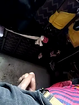 Snapshot of rayhot69 chatting on February 10, 2025, 5:41 pm rayhot69 online show from February 10, 2025, 5:41 pm