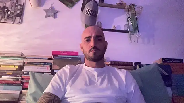 Snapshot of alessandromori91 chatting on April 19, 2026, 11:07 pm alessandromori91 online show from April 19, 2026, 11:07 pm