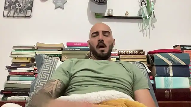 Snapshot of alessandromori91 chatting on May 14, 2026, 9:01 pm alessandromori91 online show from May 14, 2026, 9:01 pm