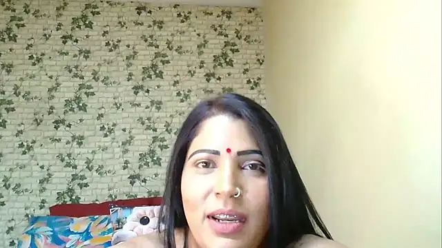 Snapshot of XIndianintimacy chatting on February 11, 2026, 7:36 pm XIndianintimacy online show from February 11, 2026, 7:36 pm