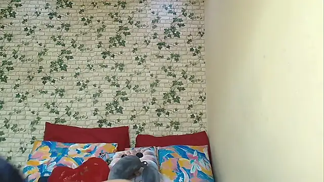 Snapshot of XIndianintimacy chatting on February 26, 2026, 7:25 pm XIndianintimacy online show from February 26, 2026, 7:25 pm