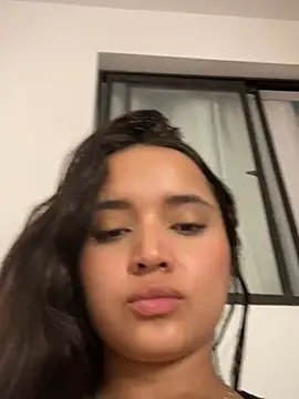 Snapshot of MollySanders___ chatting on January 28, 2025, 12:47 am MollySanders    online show from January 28, 2025, 12:47 am