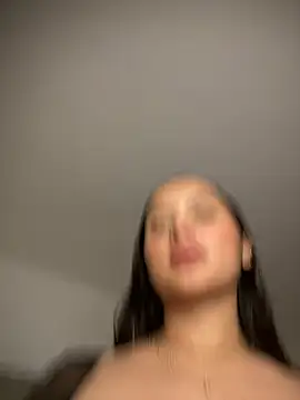 Snapshot of MollySanders___ chatting on February 21, 2025, 10:48 pm MollySanders    online show from February 21, 2025, 10:48 pm