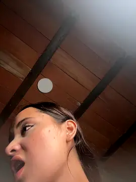 Snapshot of MollySanders___ chatting on October 4, 2025, 11:28 pm MollySanders    online show from October 4, 2025, 11:28 pm