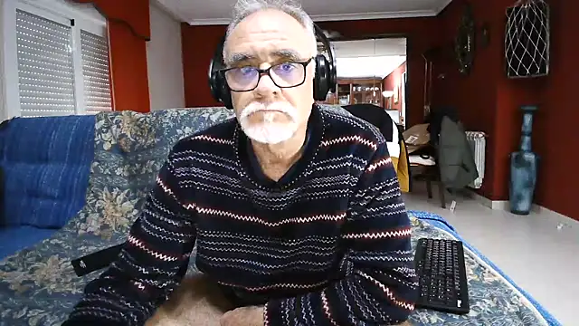 maduroguapo online show from March 4, 2025, 5:03 pm