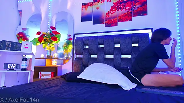 Alex and Fabian online show from September 22, 2025, 7:42 pm