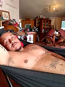 Snapshot of wilsons12 chatting on September 23, 2025, 2:35 pm wilsons12 online show from September 23, 2025, 2:35 pm