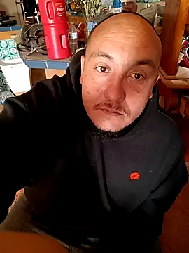 Snapshot of wilsons12 chatting on October 21, 2025, 2:27 pm wilsons12 online show from October 21, 2025, 2:27 pm