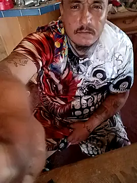 Snapshot of wilsons12 chatting on October 4, 2025, 5:03 pm wilsons12 online show from October 4, 2025, 5:03 pm