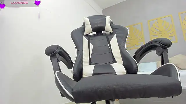 Snapshot of lia_sexx19 chatting on March 15, 2025, 9:09 am lia sexx19 online show from March 15, 2025, 9:09 am