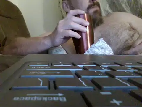 Snapshot of FROL83 chatting on May 28, 2026, 7:53 pm FROL83 online show from May 28, 2026, 7:53 pm