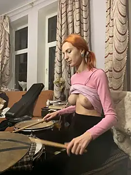 Snapshot of IngridMayer chatting on December 21, 2024, 4:57 pm IngridMayer online show from December 21, 2024, 4:57 pm