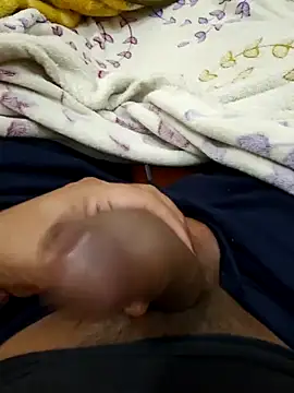 Sunnyoberoi01111 online show from December 7, 2024, 10:39 am