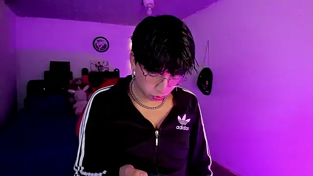 AnggelONfiree online show from February 20, 2026, 12:07 am