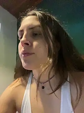 Snapshot of isadelasestrellas chatting on December 16, 2025, 1:59 pm isadelasestrellas online show from December 16, 2025, 1:59 pm