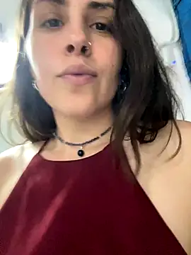 Snapshot of isadelasestrellas chatting on November 13, 2025, 4:55 pm isadelasestrellas online show from November 13, 2025, 4:55 pm