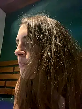 Snapshot of isadelasestrellas chatting on December 3, 2025, 7:35 pm isadelasestrellas online show from December 3, 2025, 7:35 pm