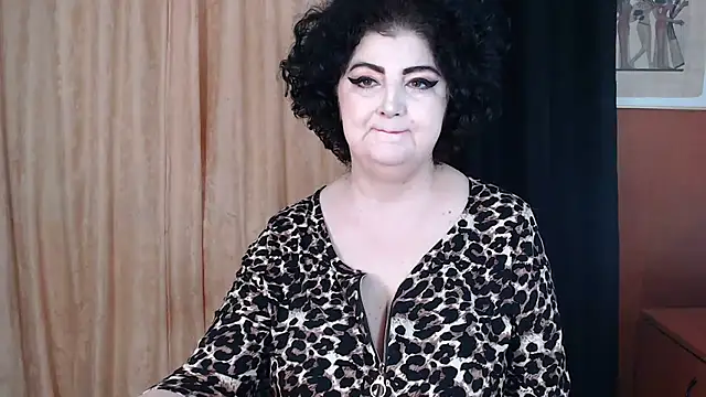 Snapshot of _MissJ_ chatting on April 14, 2026, 12:48 am MissJ online show from April 14, 2026, 12:48 am