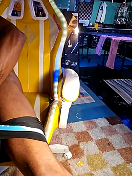 Cpp3377 online show from November 18, 2025, 5:11 am