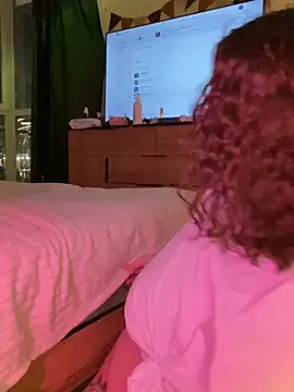 DaisyBooom online show from February 27, 2025, 7:04 pm