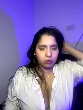 Snapshot of valentina_jonnes1 chatting on December 17, 2025, 7:35 am valentina jonnes1 online show from December 17, 2025, 7:35 am