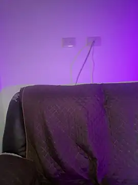 valentina jonnes1 online show from March 28, 2026, 5:52 am