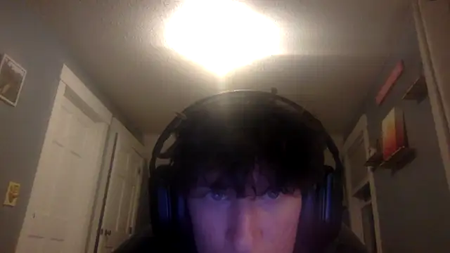 KittingGrappler online show from March 17, 2026, 11:41 pm