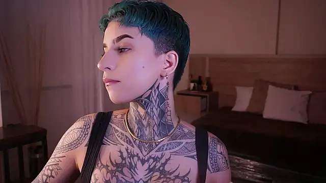 AliceShazaham  online show from January 21, 2025, 6:00 am