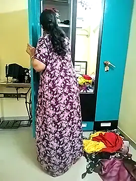 PayalSharmahot143 online show from October 11, 2025, 2:12 am