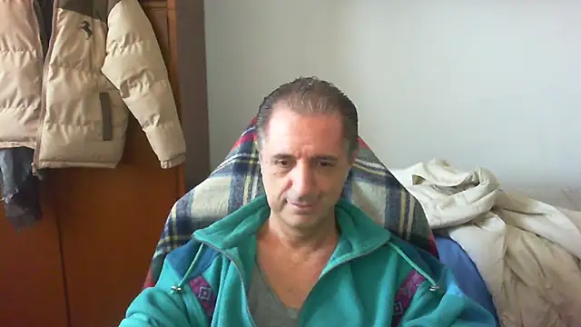 Snapshot of lliuk70mi chatting on April 7, 2026, 2:19 pm lliuk70mi online show from April 7, 2026, 2:19 pm