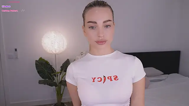 Nicole youthfull online show from February 3, 2025, 9:07 pm