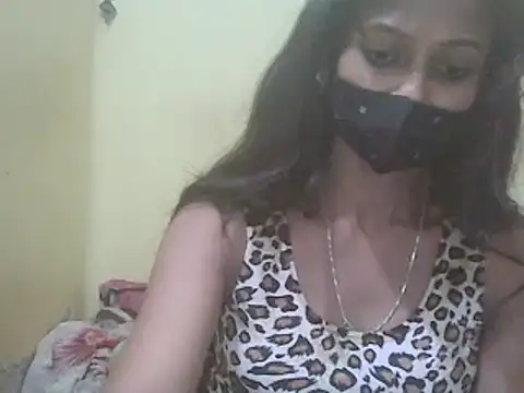 JENIFER PUNE online show from December 30, 2024, 7:42 pm