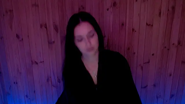 AlisaLink online show from September 19, 2025, 5:39 pm