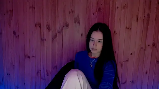 AlisaLink online show from October 7, 2025, 4:19 pm