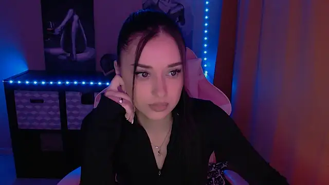 AlisaLink online show from February 15, 2025, 4:23 pm