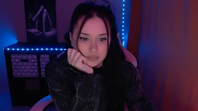 AlisaLink online show from March 17, 2025, 5:27 pm