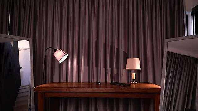 Snapshot of AudreyBarren chatting on November 24, 2025, 4:56 am AudreyBarren online show from November 24, 2025, 4:56 am