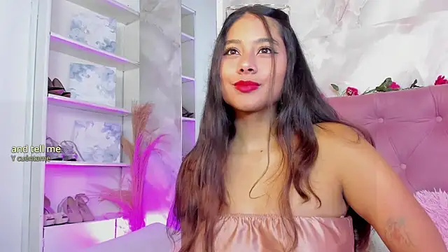 Snapshot of AnnaQueen_ chatting on October 17, 2025, 4:20 pm AnnaQueen online show from October 17, 2025, 4:20 pm