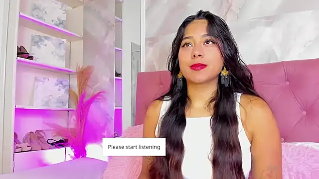 Snapshot of AnnaQueen_ chatting on October 13, 2025, 4:19 pm AnnaQueen online show from October 13, 2025, 4:19 pm