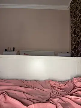 Snapshot of bigbabykiki chatting on February 23, 2025, 4:24 pm bigbabykiki online show from February 23, 2025, 4:24 pm