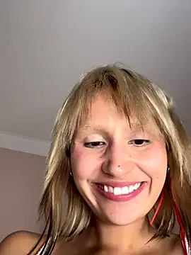 Snapshot of bigbabykiki chatting on September 14, 2025, 3:45 pm bigbabykiki online show from September 14, 2025, 3:45 pm