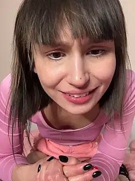 Snapshot of bigbabykiki chatting on February 27, 2025, 5:29 am bigbabykiki online show from February 27, 2025, 5:29 am