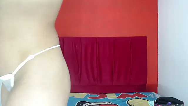 ariannagillcm101 online show from December 6, 2024, 3:13 am