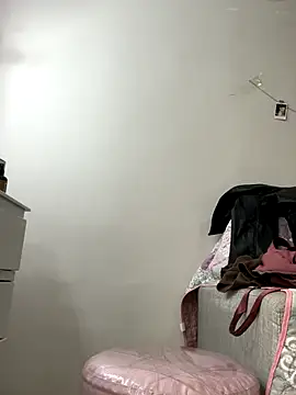 CAM 21X online show from October 14, 2025, 11:44 am