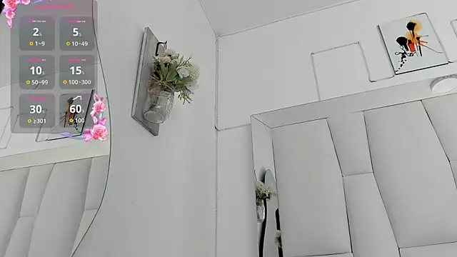 Snapshot of Regiina_Doll chatting on September 10, 2025, 4:50 pm Regiina Doll online show from September 10, 2025, 4:50 pm