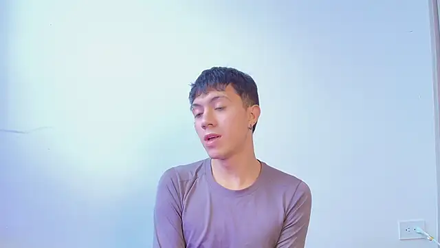 Justyn Ross online show from September 24, 2025, 5:52 pm