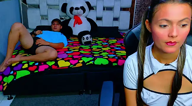 Snapshot of ValentinaAndTerry chatting on March 8, 2025, 10:22 am ValentinaAndTerry online show from March 8, 2025, 10:22 am