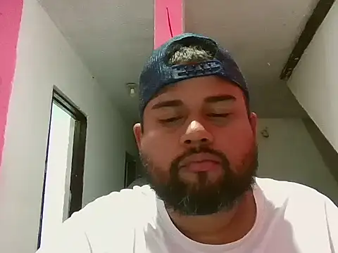 Snapshot of GABRIELGARCIA1313 chatting on January 31, 2026, 11:14 pm GABRIELGARCIA1313 online show from January 31, 2026, 11:14 pm